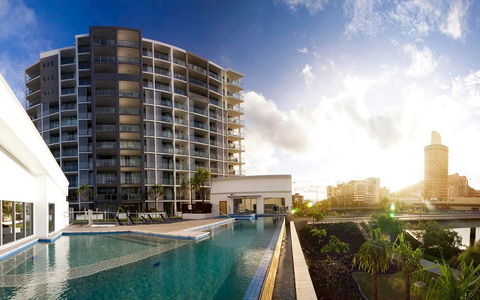 Oaks Gateway On Palmer - Accommodation Guide 0