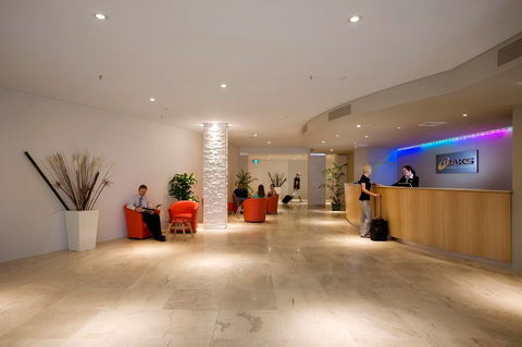 Oaks Gateway On Palmer - Accommodation Guide 1