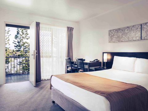 Mercure Townsville - Accommodation Guide 6