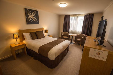 Bairnsdale International - Accommodation Asia 5