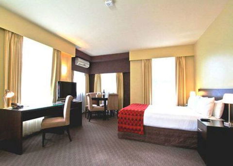 Comfort Inn & Suites City Views - Accommodation Asia 8