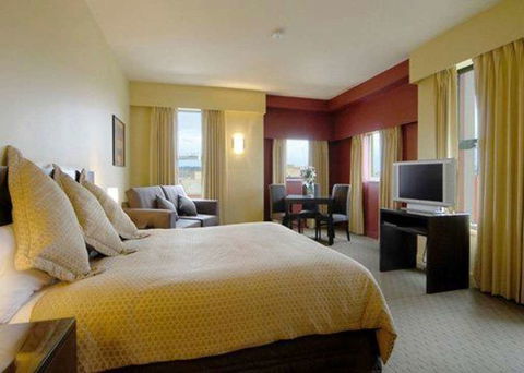Comfort Inn & Suites City Views - Accommodation Asia 9