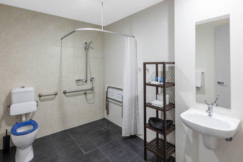 Meriton Serviced Apartments North Sydney - Accommodation Asia 0