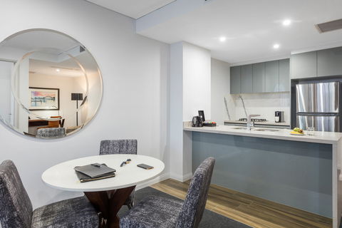 Meriton Serviced Apartments North Sydney - Accommodation Asia 5