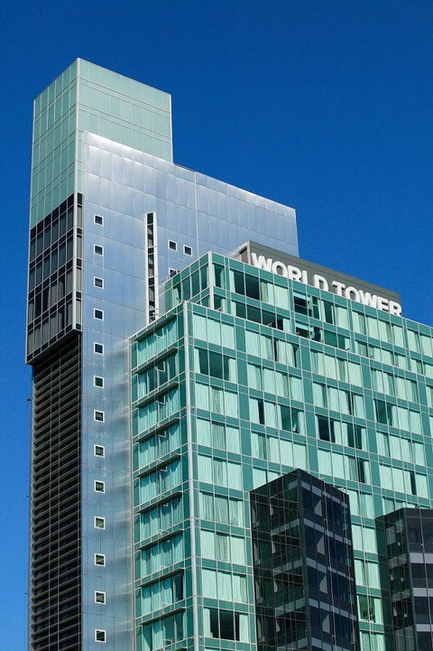Meriton Suites World Tower - Accommodation Asia 0