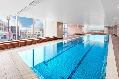 Meriton Suites World Tower - Accommodation Asia 3