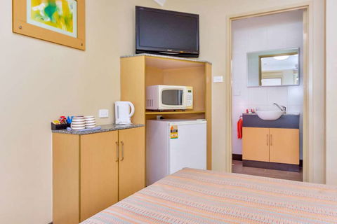 Econo Lodge Karratha - Accommodation Guide 11