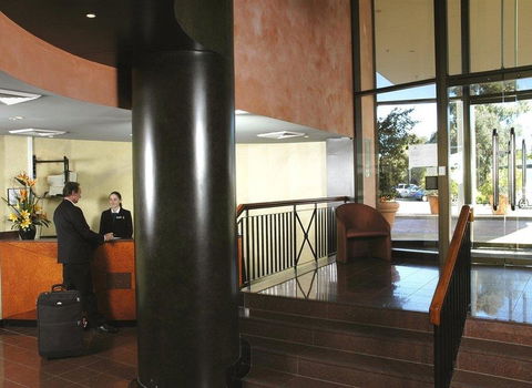 BreakFree Capital Tower - Accommodation Asia 3