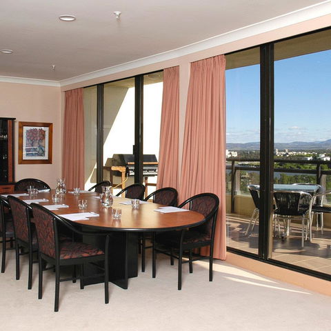 BreakFree Capital Tower - Accommodation Asia 12