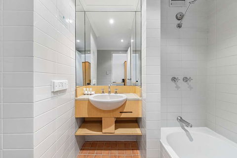 Hotel Frontier Darwin - Accommodation Guide 4