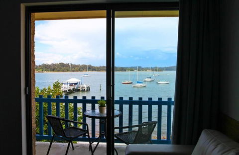 Mariners On The Waterfront - Accommodation Asia 8