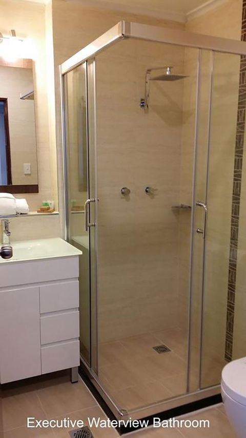 Mariners On The Waterfront - Accommodation Asia 12