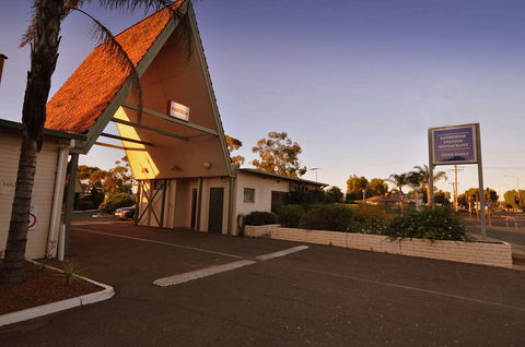 Hospitality Kalgoorlie, SureStay By BW - Accommodation Asia 0