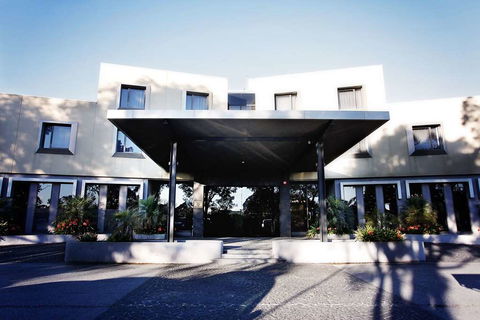 Golden Pebble Hotel - Accommodation Asia 0