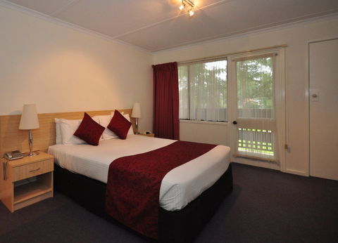 Edinburgh Motor Inn Warragul - Accommodation Asia 1