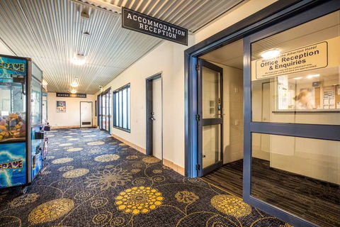 Atherton Hotel - Accommodation Asia 1