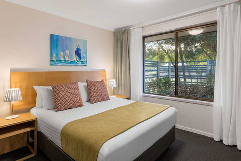 Club Wyndham Seven Mile Beach-Trademark - Accommodation Guide 2