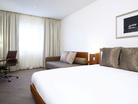 Novotel Canberra - Accommodation Asia 0