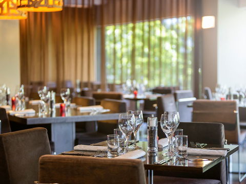Novotel Canberra - Accommodation Asia 1