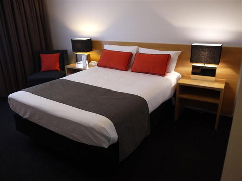 Alpha Hotel Canberra - Accommodation Asia 0