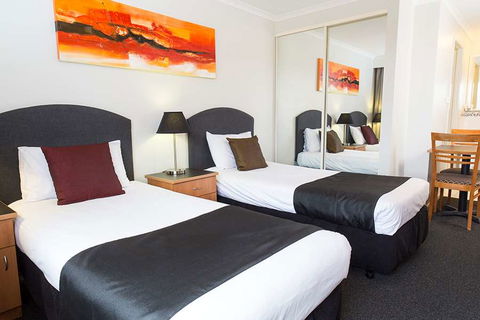 Alpha Hotel Canberra - Accommodation Asia 1