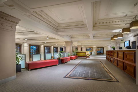 Batman's Hill On Collins - Accommodation Asia 1