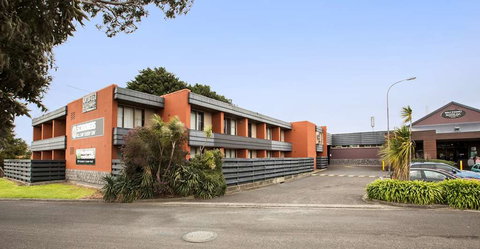 Nightcap At Waltzing Matilda Hotel - Accommodation Guide 1