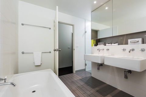 Coast Resort Merimbula - Accommodation China 1