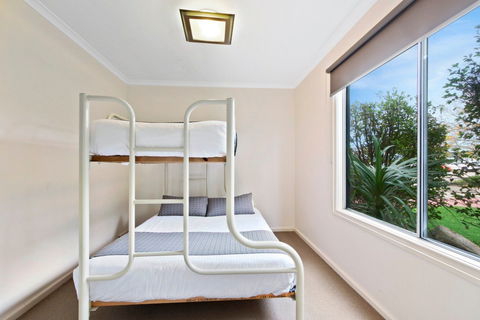 Bellevue On The Lakes - Accommodation Asia 2
