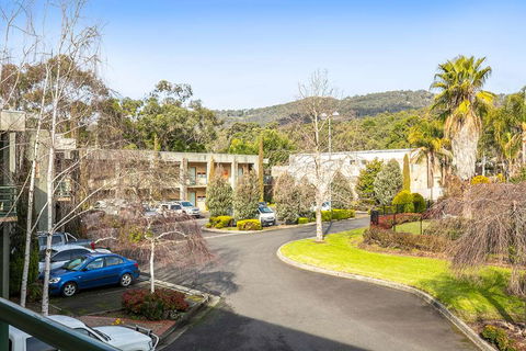 York on Lilydale Resort - Accommodation Asia 2
