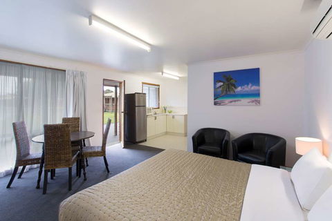 Best Western Colonial Village Motel - Accommodation Asia 1