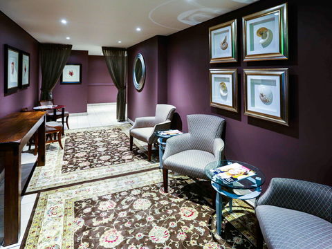 Grand Mercure The Hills Lodge - Accommodation Guide 13
