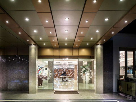 Swan River Hotel - Accommodation China 1