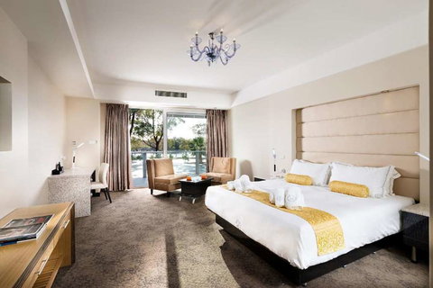 Swan River Hotel - Accommodation China 2