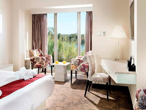 Swan River Hotel - Accommodation China 4