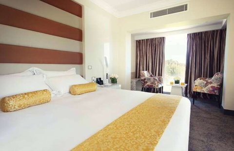 Swan River Hotel - Accommodation China 6