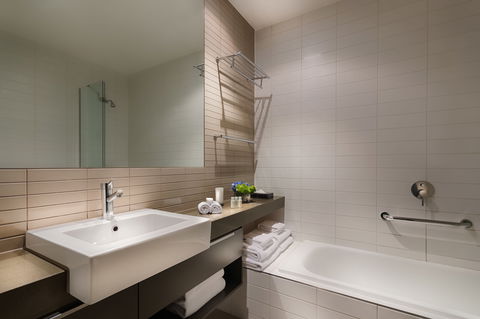 Caroline Serviced Apartments - Accommodation Asia 4