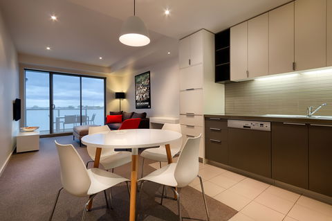 Caroline Serviced Apartments - Accommodation Asia 8