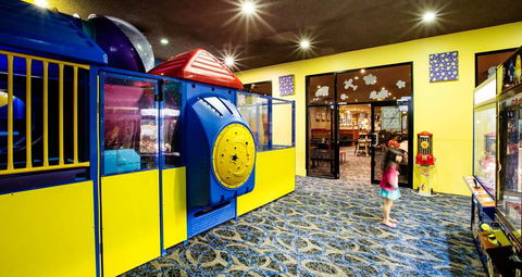 Sandbelt Club Hotel - Accommodation Asia 9