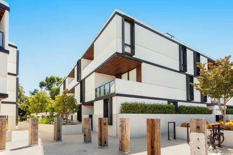 Clayton Serviced Apartments - Accommodation Guide 0