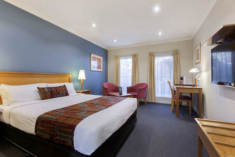 Best Western Plus The Buckingham Inn - Accommodation Guide 4