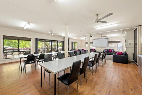 Discovery Parks Lake Hume - Accommodation Asia 7