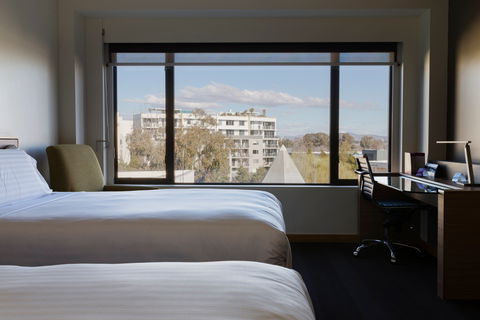 Crowne Plaza Canberra - Accommodation Asia 4