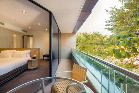 Crowne Plaza Canberra - Accommodation Asia 14