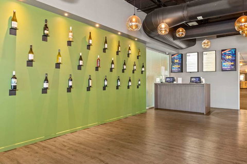 Quality Hotel Dickson - Accommodation Asia 14