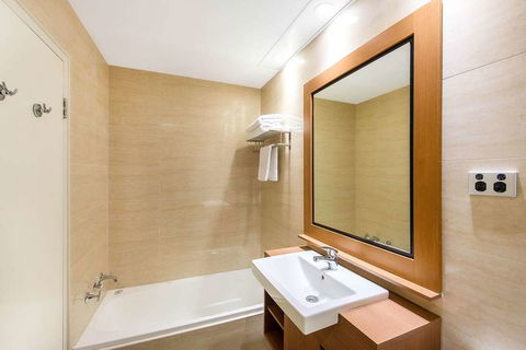 Quality Hotel Ambassador Perth - Accommodation Asia 6