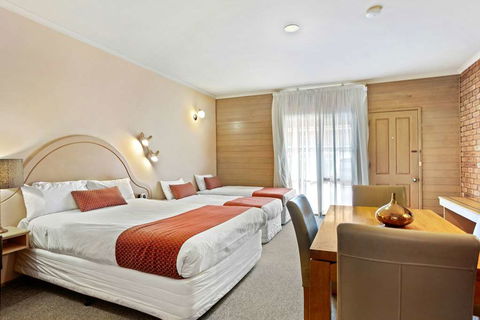 Quality Inn Colonial - Accommodation Asia 3