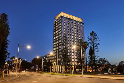 DoubleTree By Hilton Perth Waterfront - Accommodation Asia 2