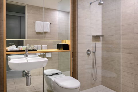 Fraser Suites Perth - Accommodation Asia 7