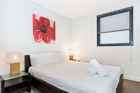 Astra Apartments Perth - Accommodation Asia 11